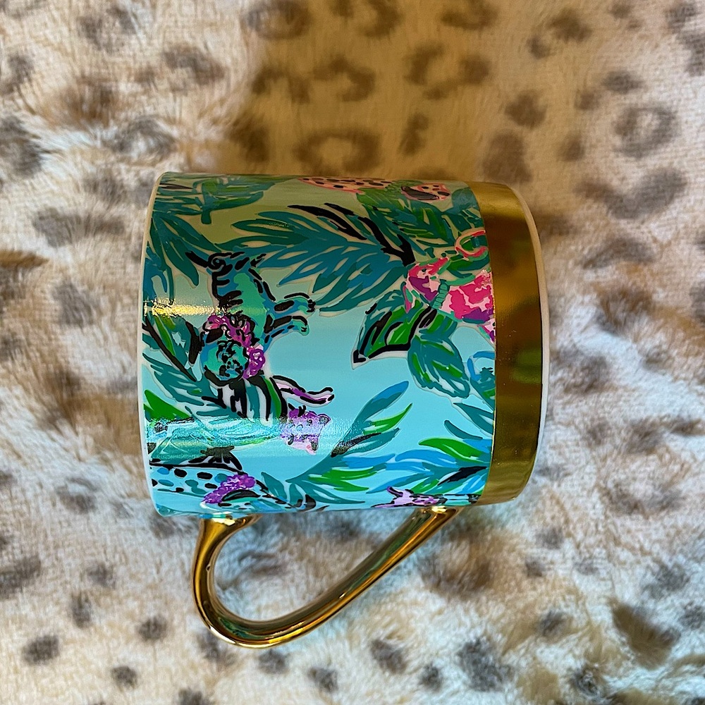 Lily Pulitzer Mug. New without tags. Smoke and pet free home.